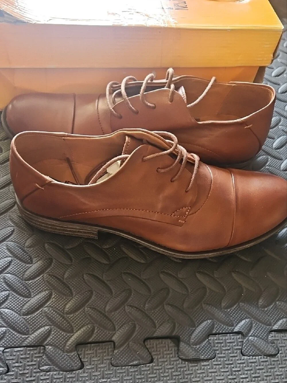 Miz Mooz Tan Leather Lace-Up Oxfords